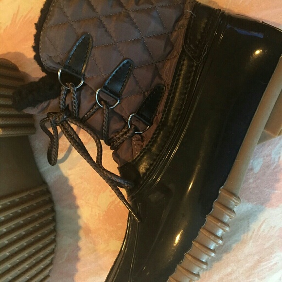 New Boots - Picture 4 of 5